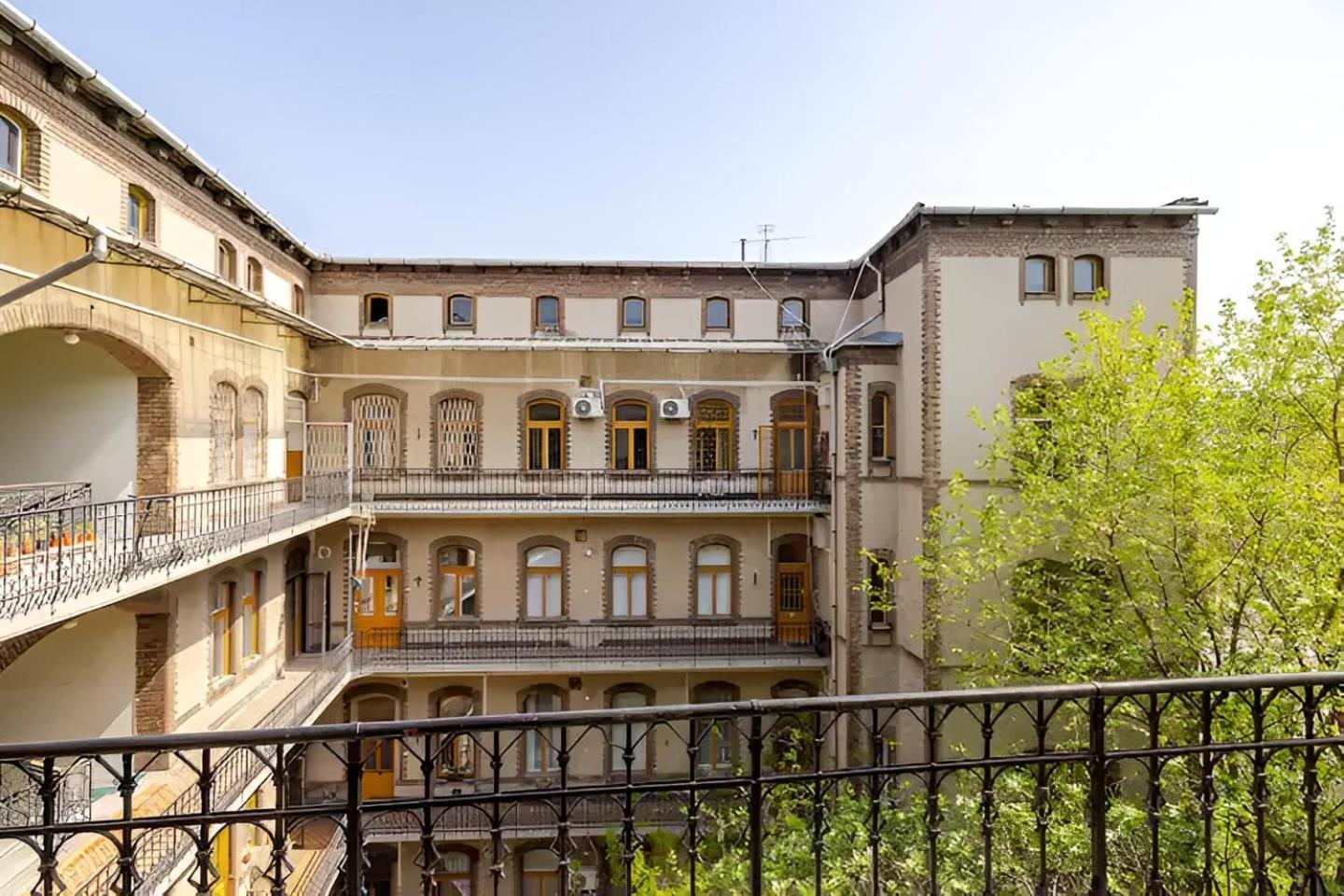 Brody Art Boutique Apartments Budapest Ngoại thất bức ảnh